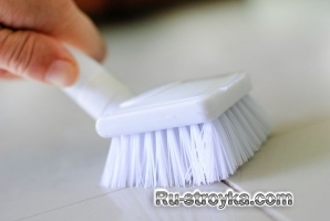 Как очистить плитку от раствора или клея. Как очистить плитку от раствора или клея.