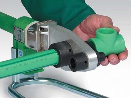 Полипропиленовые трубы и фитинги: виды ПП изделий для сборки трубопроводов и способы соединений Полипропиленовые трубы и фитинги: виды ПП изделий для сборки трубопроводов и способы соединений