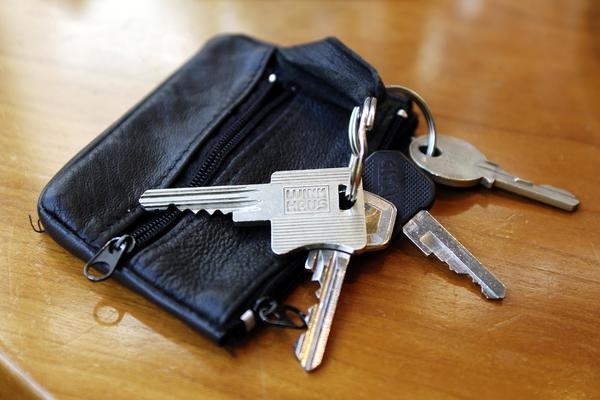 Россиянин лишился квартиры из-за ночного шума Россиянин лишился квартиры из-за ночного шума