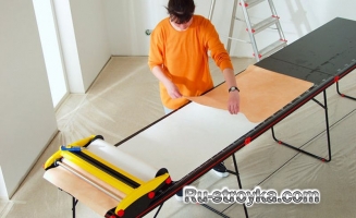 Как оклеить потолок обоями. Как оклеить потолок обоями.