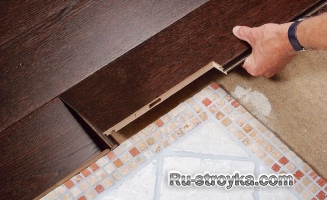 Сочетание керамической плитки с паркетом. Сочетание керамической плитки с паркетом.