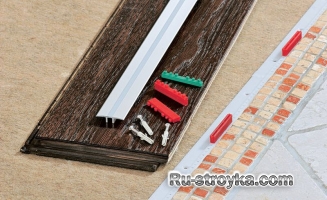 Сочетание керамической плитки с паркетом. Сочетание керамической плитки с паркетом.