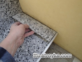 Ремонт лестницы при помощи гибкой мраморной крошки. Ремонт лестницы при помощи гибкой мраморной крошки.