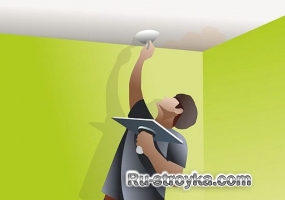 Покраска потолка после подтека воды. Покраска потолка после подтека воды.