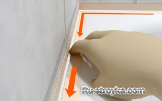 Заделка швов силиконом вокруг ванны. Заделка швов силиконом вокруг ванны.