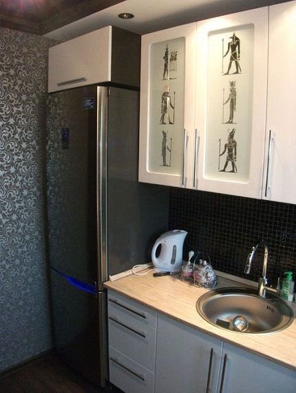 Как выбрать узкий холодильник: советы покупателям + 10-ка лучших моделей на рынке Как выбрать узкий холодильник: советы покупателям + 10-ка лучших моделей на рынке