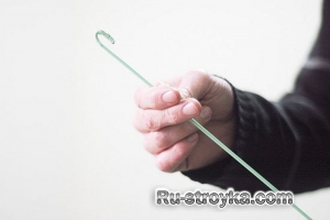 Как прочистить раковину при помощи бельевой вешалки. Как прочистить раковину при помощи бельевой вешалки.