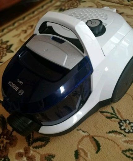 Обзор пылесоса Bosch GS-10: на страже порядка – компактные циклонники Обзор пылесоса Bosch GS-10: на страже порядка – компактные циклонники