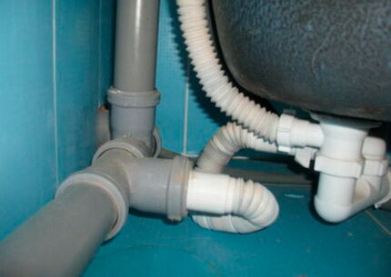 Как сделать канализацию загородного дома своими руками: лучшие схемы и варианты обустройства Как сделать канализацию загородного дома своими руками: лучшие схемы и варианты обустройства