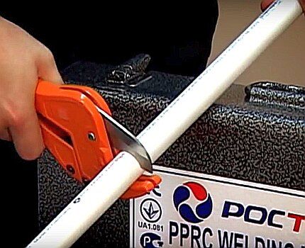 Монтаж
полипропиленовых труб своими руками: технология работы с ПП трубопроводом Монтаж
полипропиленовых труб своими руками: технология работы с ПП трубопроводом