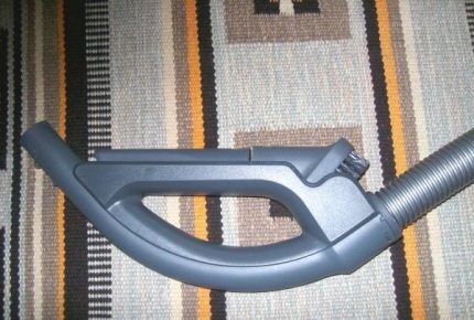 Обзор пылесоса Philips FC 9174: гран-при в номинации «народный любимец»