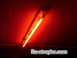 Делаем цветную люминесцентную лампу. Делаем цветную люминесцентную лампу.