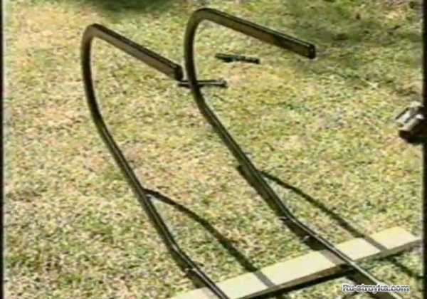 Монтируем лестницы для кровли Монтируем лестницы для кровли