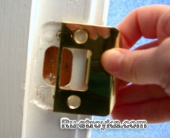 Как заменить дверную ручку. Как заменить дверную ручку.