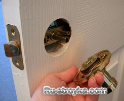 Как заменить дверную ручку. Как заменить дверную ручку.