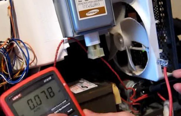 Не греет микроволновка, что делать: причины и их устранение Не греет микроволновка, что делать: причины и их устранение