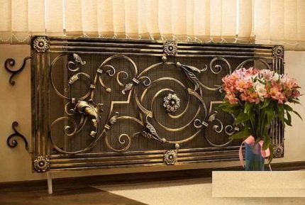 Декоративные экраны на батарею отопления: обзор различных видов решеток + советы по выбору Декоративные экраны на батарею отопления: обзор различных видов решеток + советы по выбору