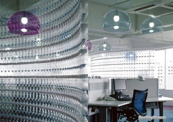 Строительство из пластиковых бутылок. Строительство из пластиковых бутылок.