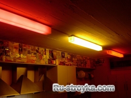 Делаем цветную люминесцентную лампу. Делаем цветную люминесцентную лампу.