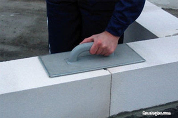 Недостатки кладки из ячеистого бетона Недостатки кладки из ячеистого бетона