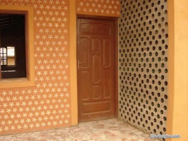 Строительство из пластиковых бутылок. Строительство из пластиковых бутылок.