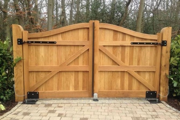 Виды ворот для частного дома: нюансы выбора + этапы установки своими руками