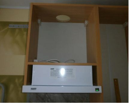 Установка встраиваемой вытяжки: варианты расположения и руководство по монтажу