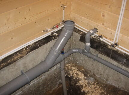 Как сделать канализацию загородного дома своими руками: лучшие схемы и варианты обустройства Как сделать канализацию загородного дома своими руками: лучшие схемы и варианты обустройства