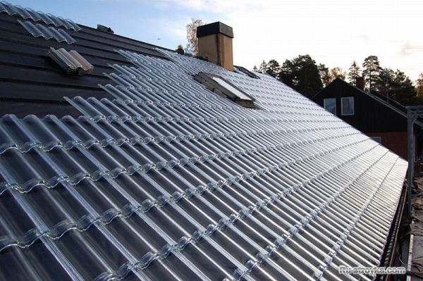 Стеклянная и солнечная черепица.