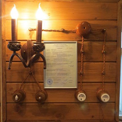 Монтаж открытой электропроводки: обзор технологии работ + разбор основных ошибок Монтаж открытой электропроводки: обзор технологии работ + разбор основных ошибок