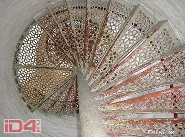 Лестницы на обсадной трубе