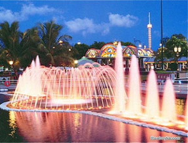 Цветомузыкальные фонтаны Цветомузыкальные фонтаны