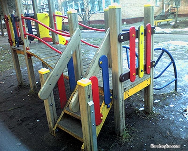 Строительство детской площадки