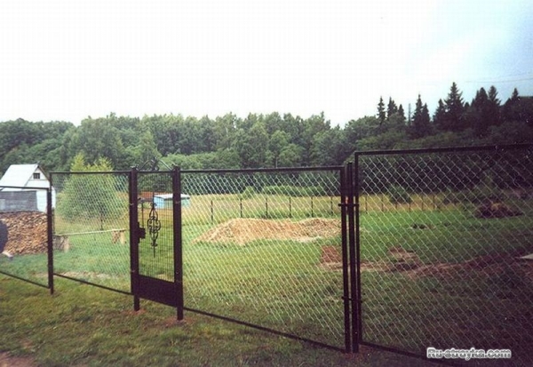 Изгородь из габионов Изгородь из габионов