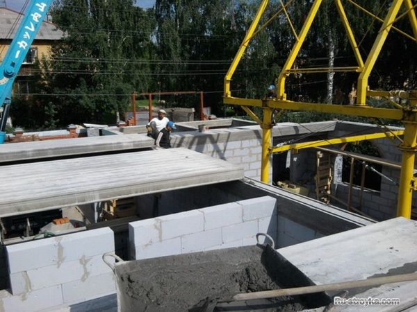 Монтаж плит перекрытия Монтаж плит перекрытия