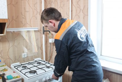 Расстояние от газового оборудования до электропроводки: технические нормы и правила Расстояние от газового оборудования до электропроводки: технические нормы и правила