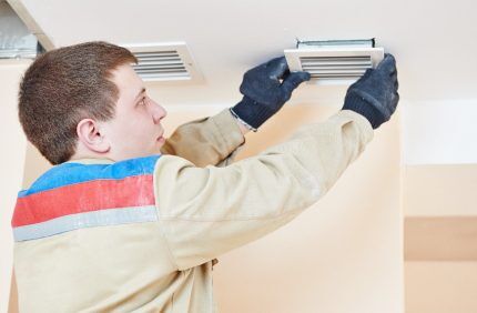 Канальные бесшумные вентиляторы для вытяжки: существующие виды приборов и их рабочие параметры