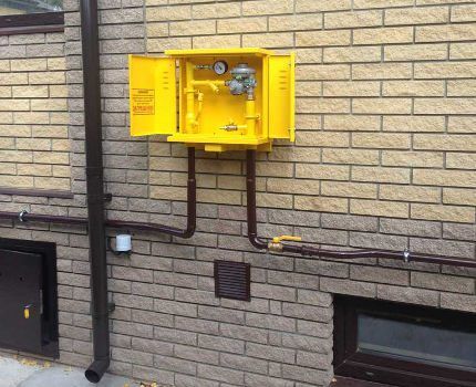 Давление в газопроводе: технические нормы + особенности распределения на линии по давлению газа Давление в газопроводе: технические нормы + особенности распределения на линии по давлению газа