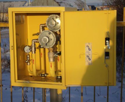 Давление в газопроводе: технические нормы + особенности распределения на линии по давлению газа Давление в газопроводе: технические нормы + особенности распределения на линии по давлению газа