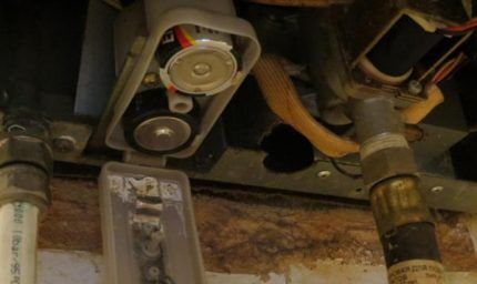 Какие батарейки нужны для газовой колонки: как выбрать и заменить батарейки в блоке питания Какие батарейки нужны для газовой колонки: как выбрать и заменить батарейки в блоке питания