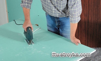 Декорирование стены при помощи ламинированной панели, гипсокартона и обоев. Декорирование стены при помощи ламинированной панели, гипсокартона и обоев.