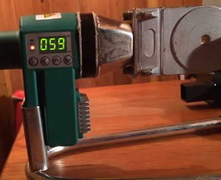 Как выбрать утюг для сварки полипропиленовых труб и как им правильно пользоваться Как выбрать утюг для сварки полипропиленовых труб и как им правильно пользоваться